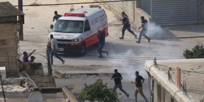 Israel Bombardir Tepi Barat, Gerebek Rumah Sakit