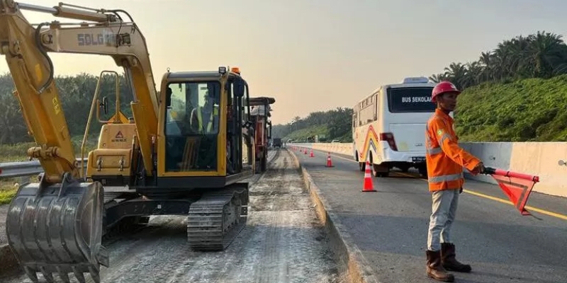 Jelang Nataru, Hutama Karya Lakukan Pemeliharaan Ruas Jalan Tol Trans Sumatera