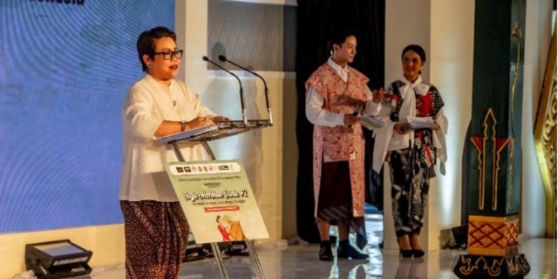 Pecinta Batik dari 14 Negara Antusias Ikuti Ajang "Jogja Membatik Dunia"