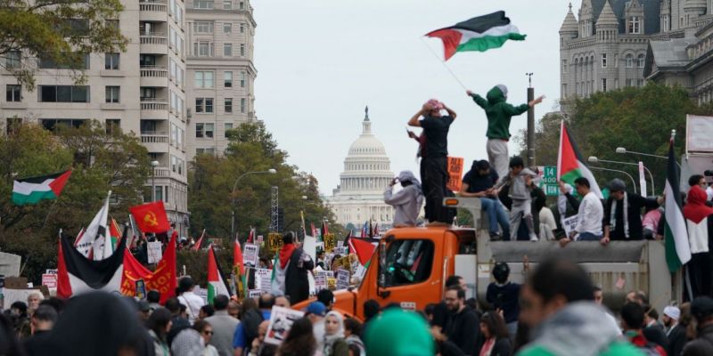 Puluhan Ribu Orang Banjiri Washington DC, Minta AS Tak Bantu Israel