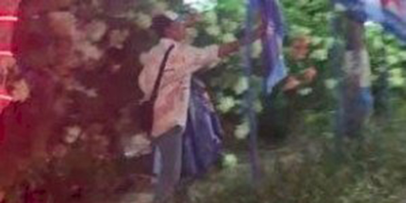 Nekat Copot Bendera Partai Demokrat di Madiun, Seorang Pria Berurusan dengan Polisi