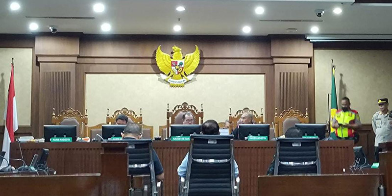 Hakim Vonis Mantan Tenaga Ahli Hudev UI Yohan Suryanto Penjara 5 Tahun dan Bayar Uang Pengganti Rp400 Juta