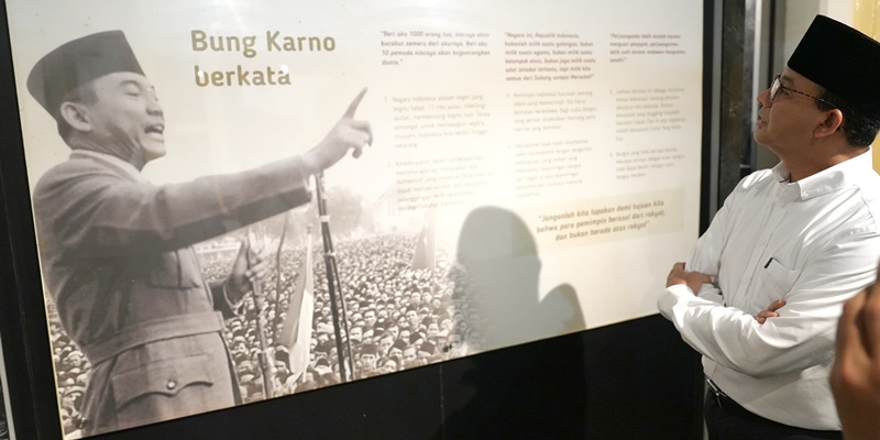 Kunjungi Rumah Pengasingan Bung Karno di Bengkulu, Anies Janji Kembangkan Destinasi Sejarah