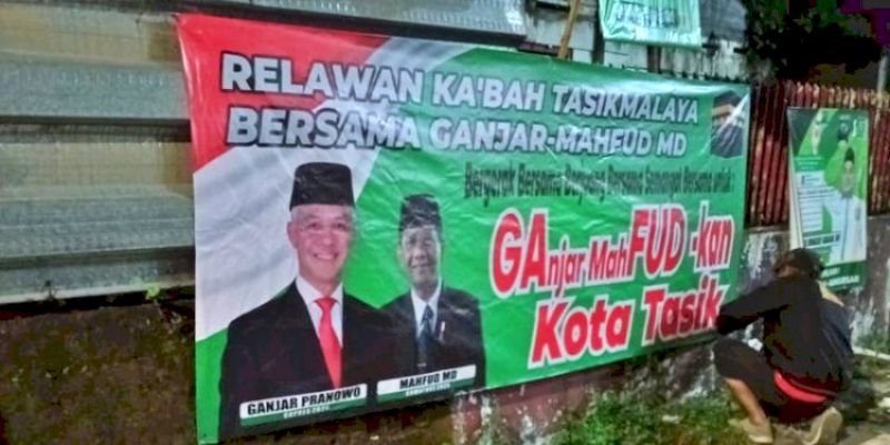 Pasang Ratusan Baliho, Relawan Kabah Siap Menangkan Ganjar-Mahfud di Priangan Timur