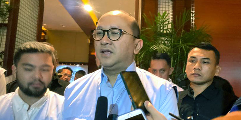 Mayor Teddy Pakai Baju Mirip Timses Prabowo-Gibran Saat Debat Capres, Begini Penjelasan TKN