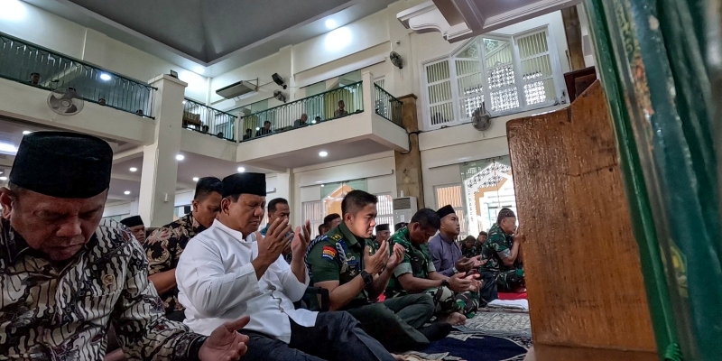 Tak Kampanye, Prabowo Pilih Ngantor di Kemhan