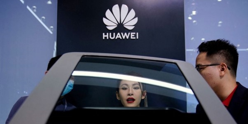 Huawei Tawarkan Sebagian Kecil Saham ke Mercedes Benz dan Audi