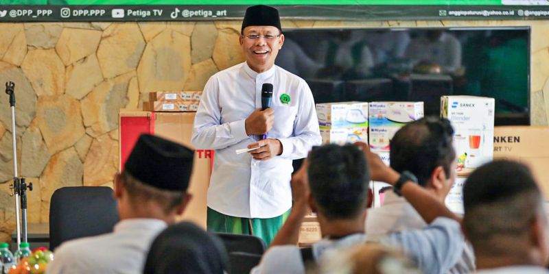 Mardiono Temui Relawan Muda PPP Cirebon