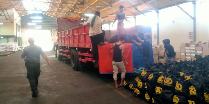 Wujudkan Pemilu Aman, Ops NCS Polri Kirim 2.500 Paket Sembako ke Jateng