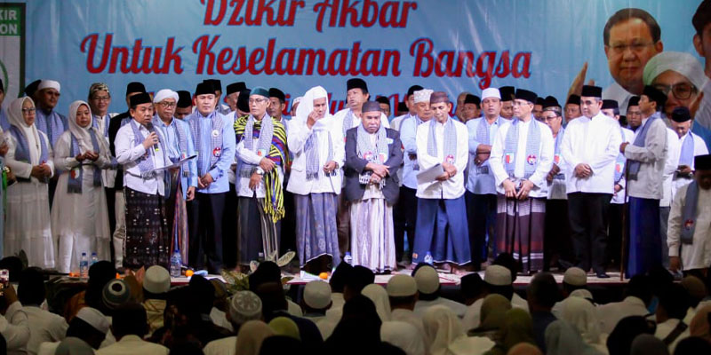 Bila Menang Pilpres, Prabowo-Gibran Siapkan Dana Abadi untuk Pesantren