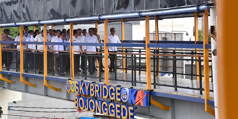 Diresmikan Menhub, Skybridge Bojonggede Makin Manjakan Pengguna Angkutan Massal
