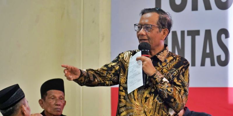 Kampanye di Padang, Mahfud Janji Perjuangkan Hak Ulayat dan Adat