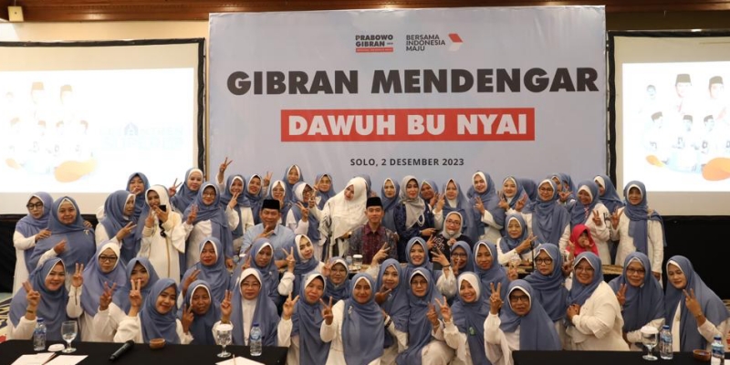 60 Ibu Nyai Jateng Dukung Prabowo-Gibran Menang Satu Putaran