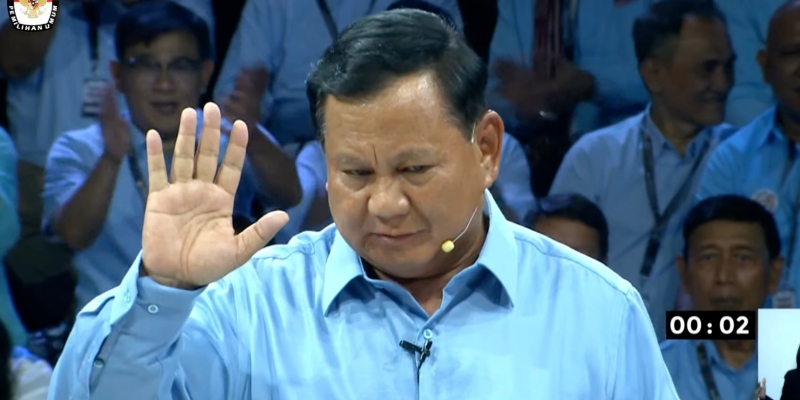 Lawan Prabowo Bukan Cuma Antar Capres, tapi Negara Asing