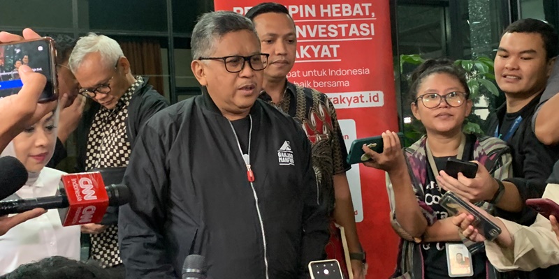 Ganjar Lempar Isu HAM ke Prabowo, Hasto: Ada Bukti Otentik, Itu Fakta<i>!</i>