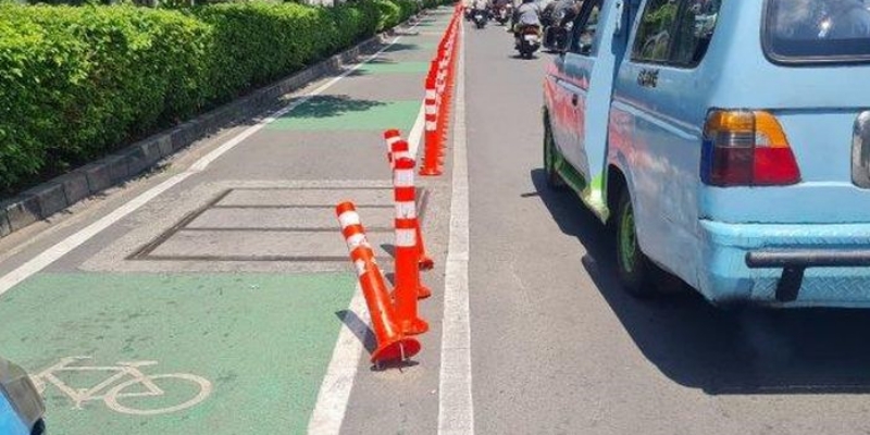 <i>Stick Cone</i> Jalur Sepeda Era Anies Dibongkar
