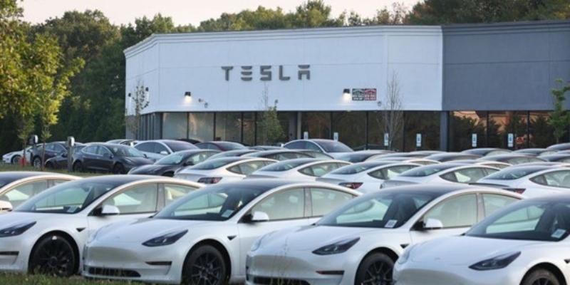 Tesla Tarik 1,6 Juta Mobil Listrik di China