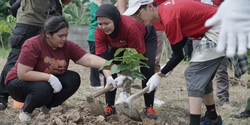 Lestarikan Lingkungan, Akulaku Group Tanam Pohon di Hutan Kota Ujung Menteng