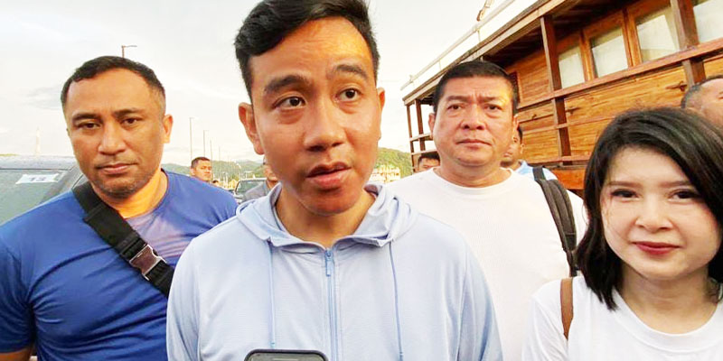 Selepas Dampingi Prabowo Debat, Gibran Langsung Terbang ke Maluku