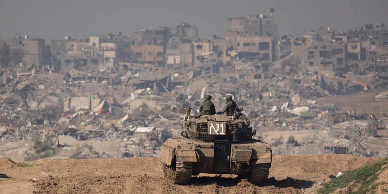 Balas Kematian 24 Tentara IDF, Israel Kepung 2 Rumah Sakit di Khan Younis