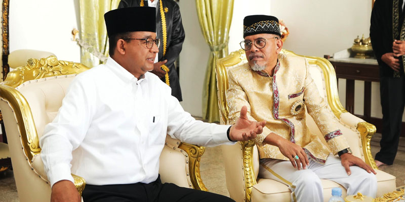 Idolakan Anies, Sultan Ternate Berharap Perubahan Hadir di Maluku Utara