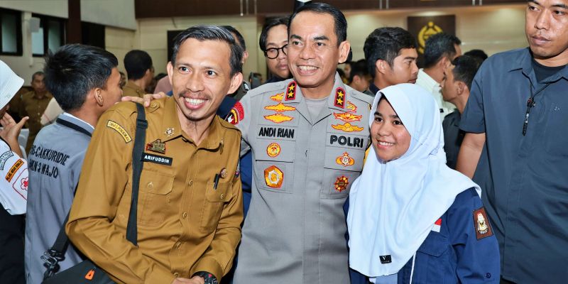 Kapolda Sulsel Inisiasi Deklarasi Pemilu Damai Bersama Gen Z