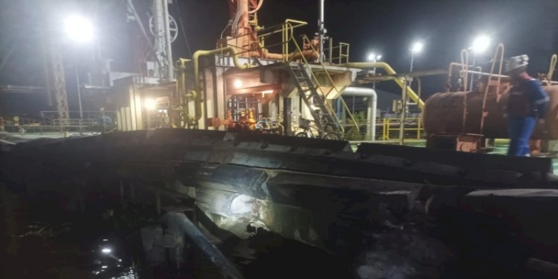 SPOB Bahari Maju II Seruduk Kapal Tanker di Dermaga PT Pertamina Plaju