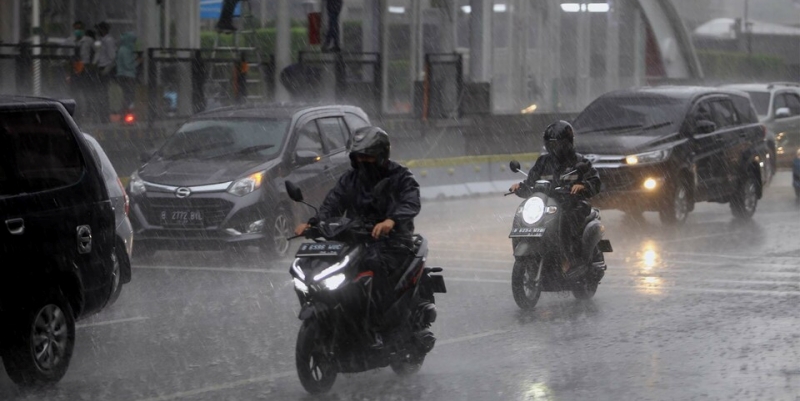 BMKG: Jakarta Diguyur Hujan Siang Hari