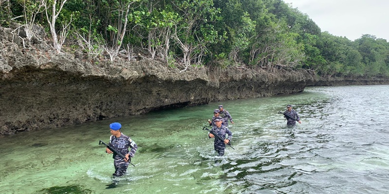 Menjaga Pulau Terluar