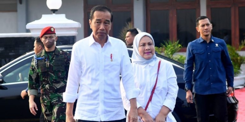 Jokowi di Jateng: Resmikan 4 Terminal, 3 Jembatan, Bagi-Bagi Sertifikat