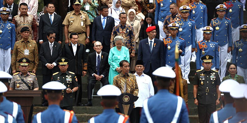Didampingi Prabowo, Jokowi Resmikan Graha Utama Akmil Magelang