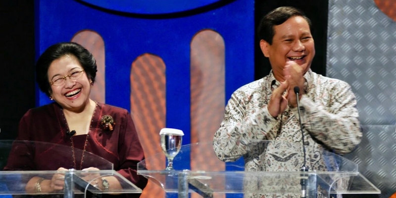 Prabowo Pamer Foto Pilpres 2009 saat Ucapkan Ulang Tahun Megawati