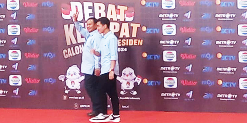 Prabowo-Gibran Tiba di Venue Debat Paling Akhir