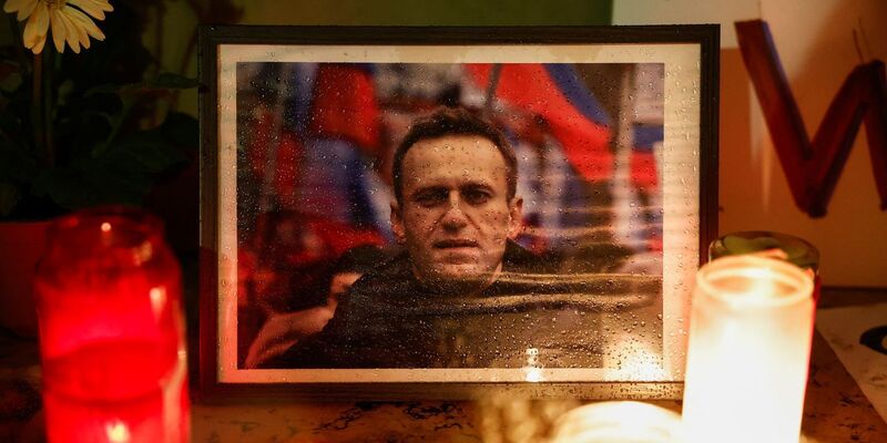 Otoritas Rusia Kembalikan Jasad Navalny ke Pelukan Sang Ibu