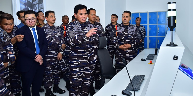 Resmikan Gedung DCS, KSAL Harap Prajurit TNI AL Makin Profesional