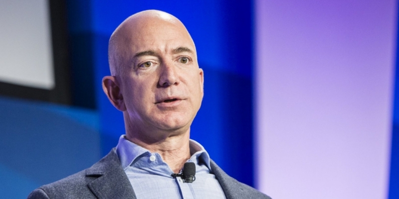 Jeff Bezos akan Lepas 50 Juta Saham Amazon