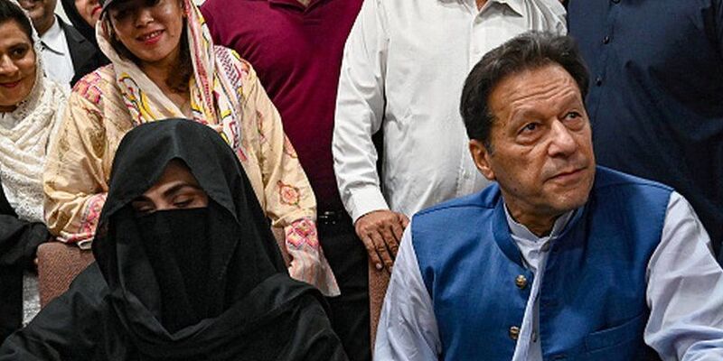 Imran Khan dan Istri Divonis Hukuman Penjara 14 Tahun atas Kasus Toshakhana