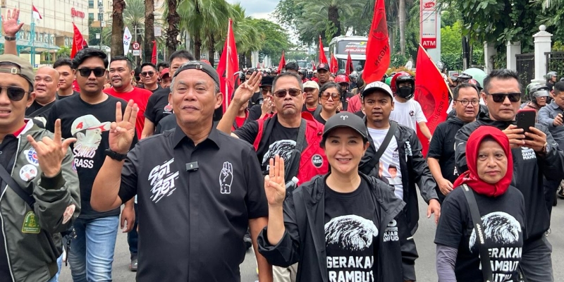 Prasetyo Pimpin 10 Ribu Massa Long March Ikuti Kampanye Akbar PDIP