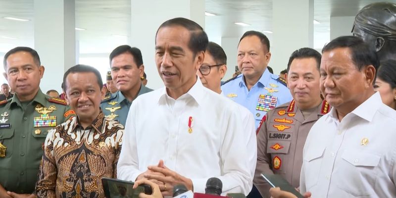 Kompak Pakai Kemeja Putih, Jokowi Resmikan RS Pertahanan Bersama Prabowo