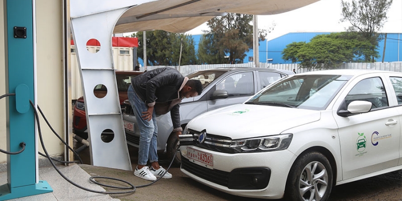 Demi Masa Depan yang Ramah Lingkungan, Ethiopia Terapkan Larangan Impor Mobil Non-listrik