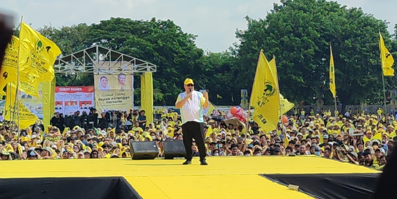 Kampanye Golkar di Bekasi, Airlangga Ajak Warga Menangkan Prabowo-Gibran