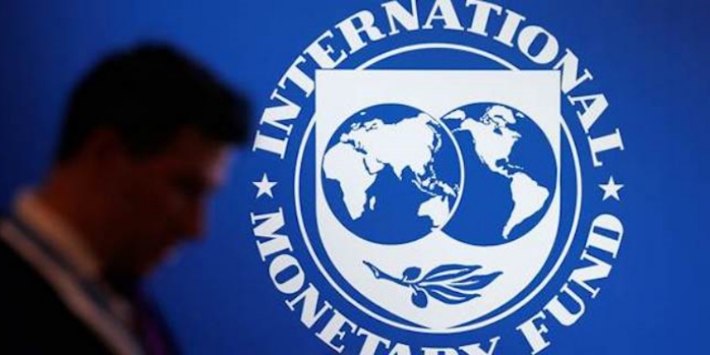 IMF Setuju Kucurkan Dana Rp12,4 Triliun ke Ukraina