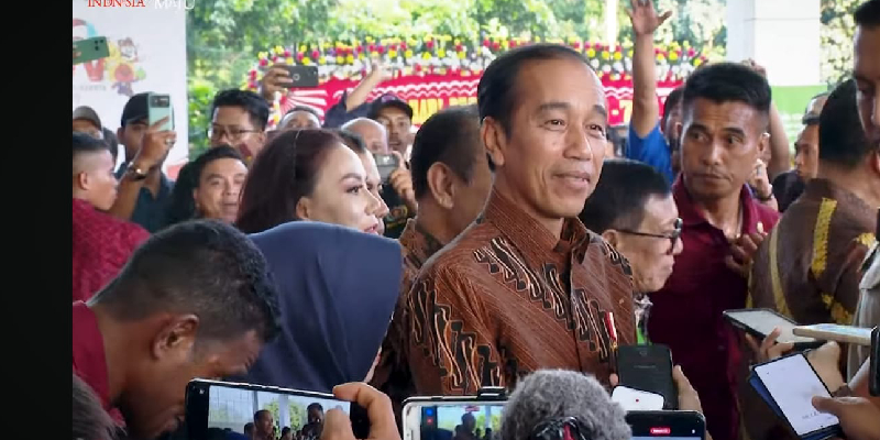 Jokowi Tak Pusing Ganjar Suarakan Hak Angket DPR untuk Protes Pemilu 2024
