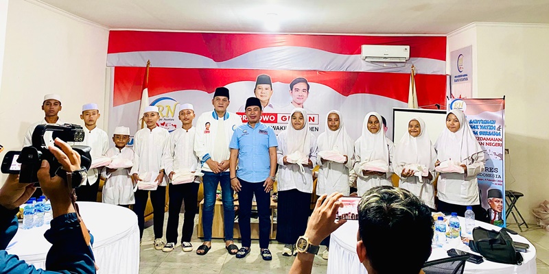 Diiringi Doa Bersama dan Santunan Yatim, Rampai Nusantara Gelar Nobar Debat