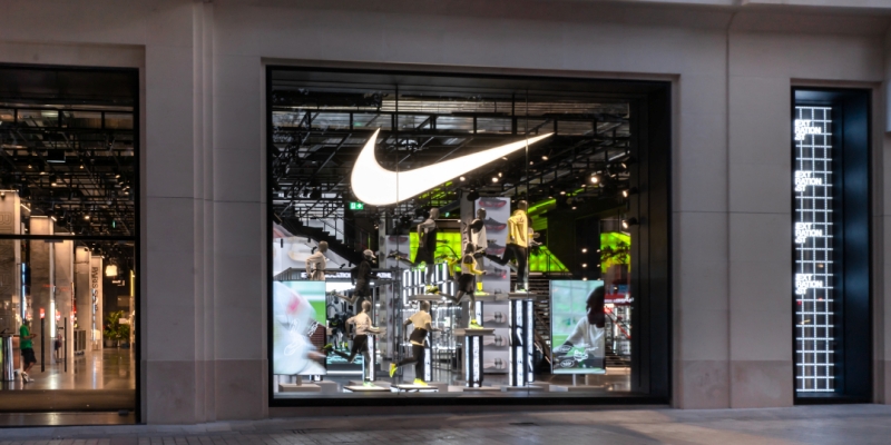 Pendapatan Turun, Nike Bakal Pangkas 1.600 Karyawan