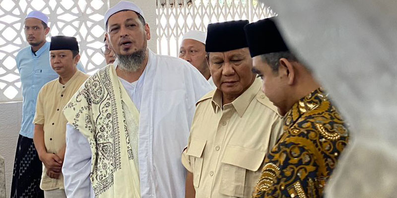 Ziarah ke Kwitang, Muzani: Prabowo Punya Hubungan Dekat dengan Keluarga Habib Ali