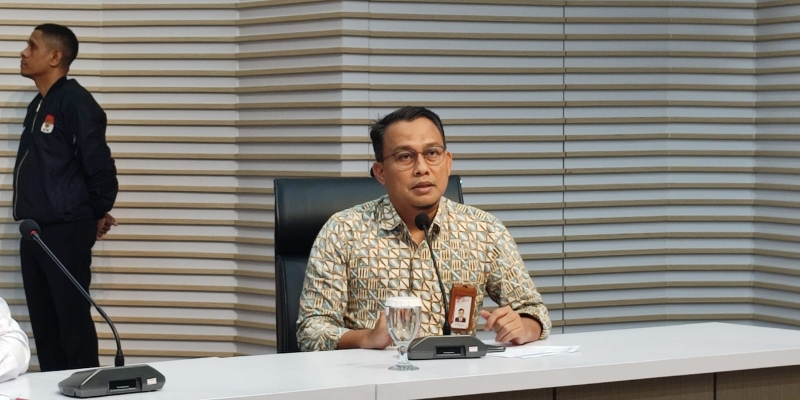 Lewat Ari Suryono, KPK Telusuri Duit Korupsi Diduga Mengalir ke Bupati Sidoarjo