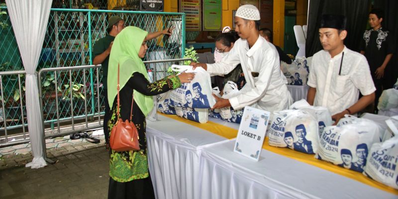 Spirit Ramadan, Pertamina dan Kementerian BUMN Tebar 1.000 Paket Sembako Murah