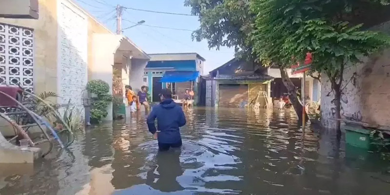 Air Tak Surut dalam 24 Jam, Program Penanganan Banjir Pemprov DKI Dipertanyakan