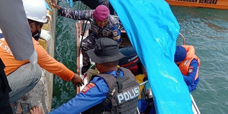 Tim SAR Gabungan Berhasil Evakuasi Jenazah Nelayan Tenggelam di Sinjai
